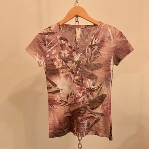 N&K V-neck Tissue Tee